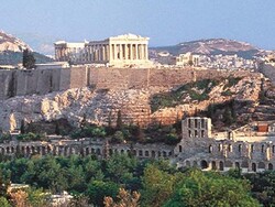 Atene culla della civiltà classica: grandezza e contraddizioni